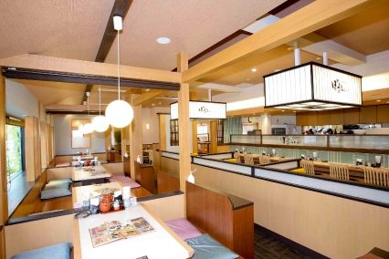 ぽるしぇ本店の店内